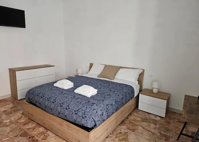 Stendardi's House - By Be Your Rom