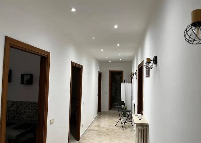 Stendardi's House - By Be Your * Rom