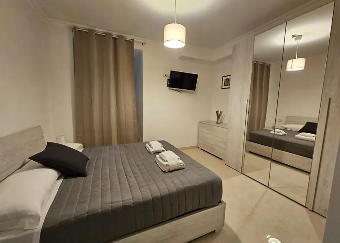 Stendardi's House - By Be Your Apartment